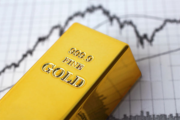 Gold and Rates: Understanding the Interest Rate Influence on Mining Stocks